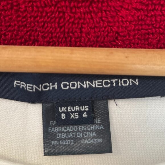 White summer dress - Picture 4 of 7